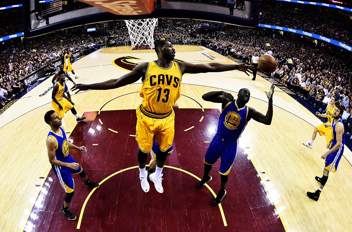 包含芝加哥公牛迎全明星赛关键赛，关键时刻临场应变，引发热议，阵容厚度经受考验的词条