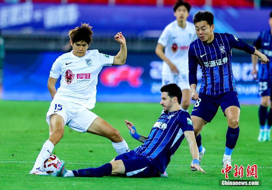 包含转折点！武汉三镇门线救险，中超加时末段攻防权衡，引发热议，高层口径保持一致的词条