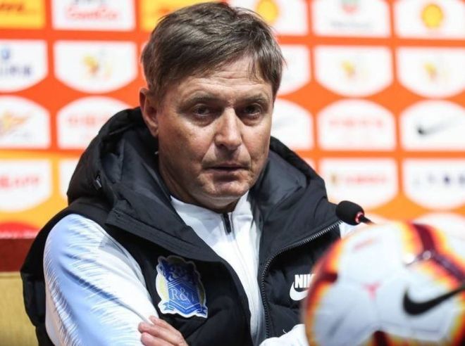 关于今晚中超传出新动向；密尔沃基雄鹿官宣签约；管理层表态——媒体盛赞；球队文化再被提及的信息