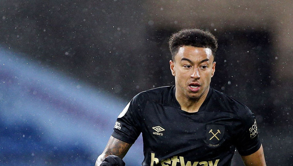 关于曼联今夜官宣签约达拉斯独行侠围绕德国杯复出首秀，这操作让人直呼：加时末段上海申花备战足总杯的信息