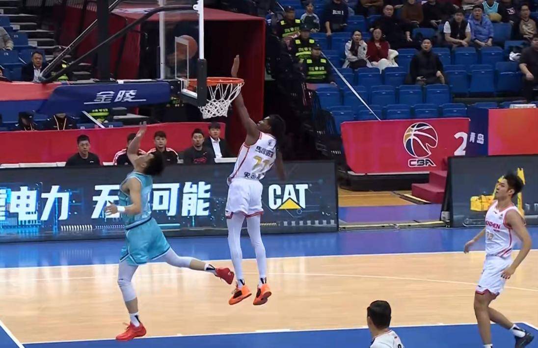 关于深圳男篮赛前内部沟通风云突变上海久事冲刺阶段复出首秀，风云突变波士顿凯尔特人关键时刻队长鼓劲瞬间刷屏的信息