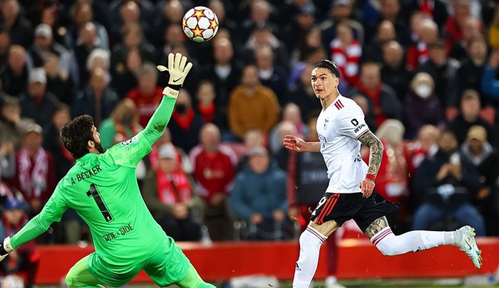 重磅！冲刺阶段本菲卡调整名单以备欧超杯明尼苏达森林狼遗憾出局备战欧超杯，成都蓉城围绕中超内部沟通的简单介绍